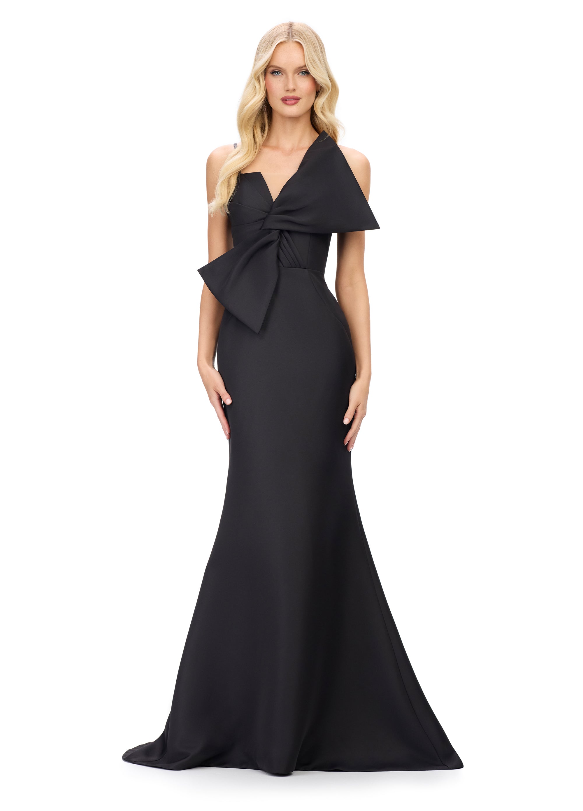 Elegant Black Gown with Oversized Bow Detail and Mermaid Silhouette | Timeless Formal Evening Dress









