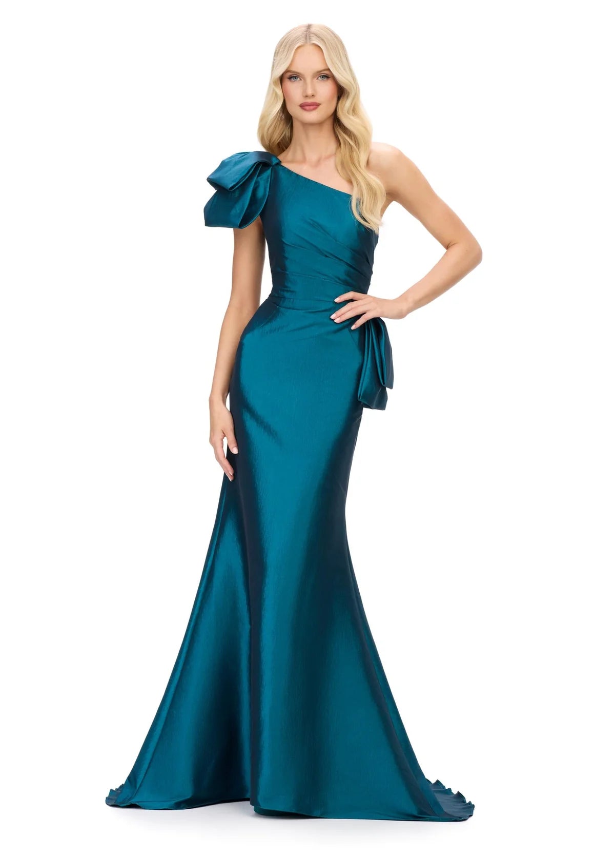 Deep green elegant one-shoulder evening gown with a statement bow accent, fitted silhouette, and flared mermaid hemline for a sophisticated and timeless look.