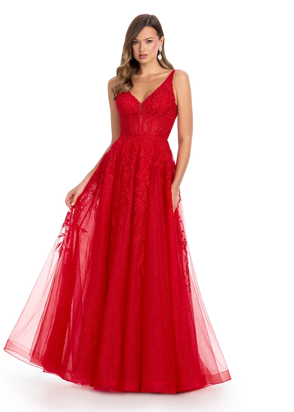 Elegant red ball gown featuring intricate lace detailing on the bodice, a flattering V-neckline, and a flowing tulle skirt for a timeless and romantic look.