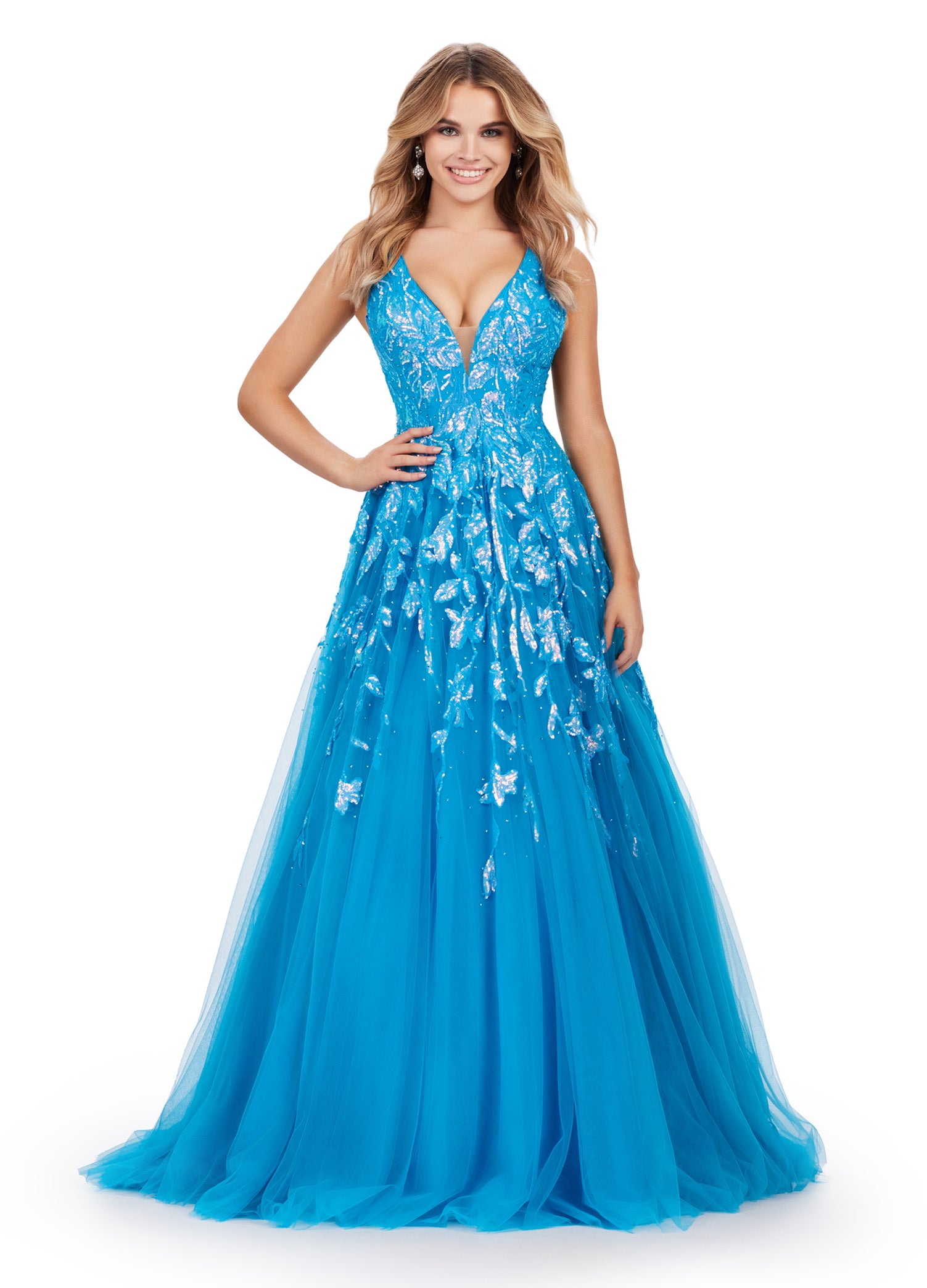 Blue Tulle Ball Gown with Plunge Neckline and Gold Embellishments – Perfect for Formal Events